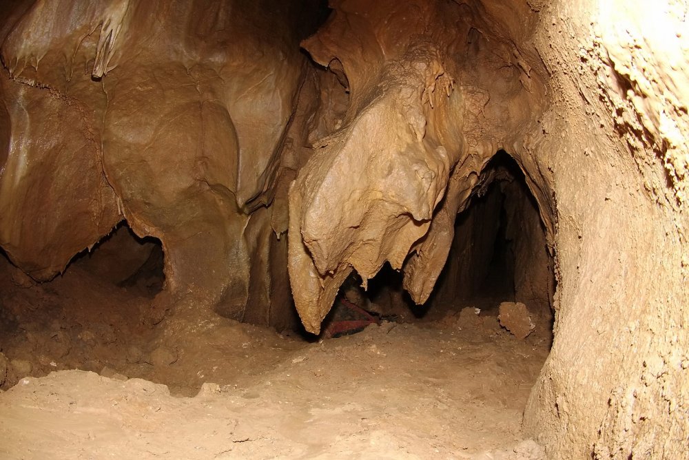Пещера Соляник (Зимородок)
